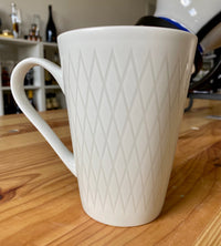 Porzellan Becher & Tassen