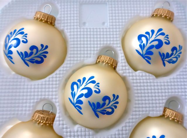 Christbaumkugel "Bembelschwung" (bronze-matt)