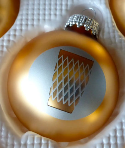 Goldene Weihnachtskugel #Geripptes #Apfelwein