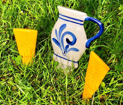 Gartendekoration auf Hessisch - Bembel und Geripptes