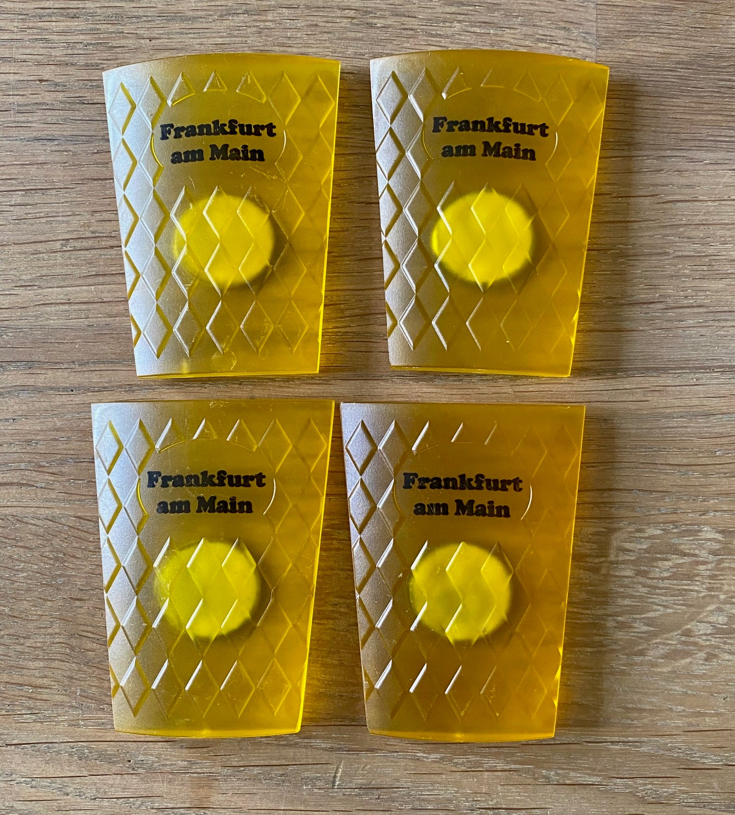 Frankfurt am Main - Kühlschrankmagnete bei Bembeltown - Hessen Souvenirs und mehr #Bembel #Geschenke #Giveaways