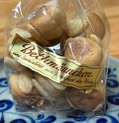 Original Frankfurter Bethmännchen online bestellen. Exklusive Geschenke für Geschäftspartner und Kunden. #Bethmännchen #Geschenke #Frankfurt #Geschenkeonline