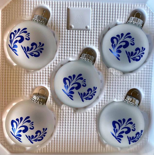 Bembelschwung Weihnachtskugel gefrostet