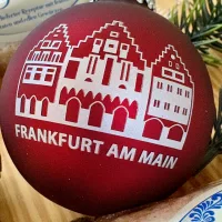 Frankfurter Römer Weihnachtskugel by Bembeltown.de #Römer #Frankfurt