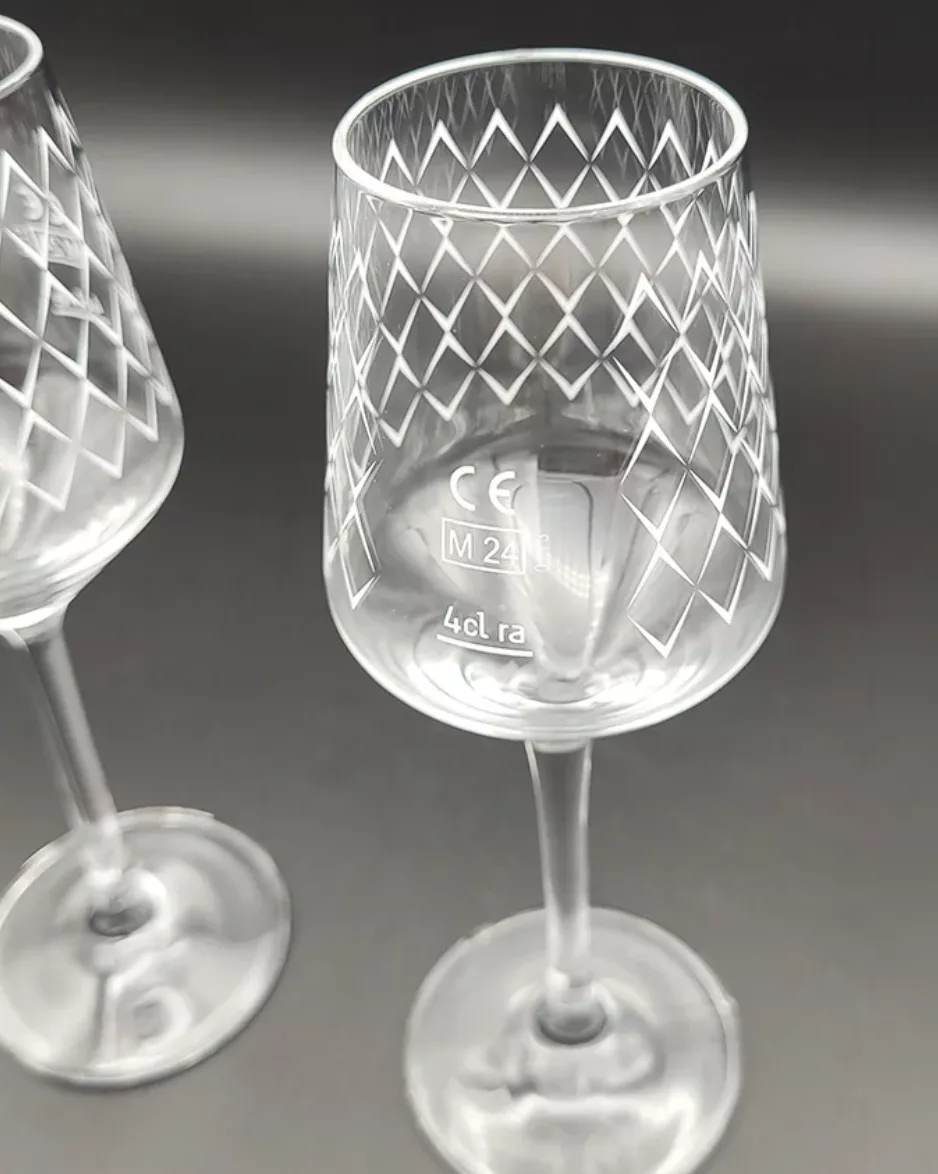 Geripptes Cordialglas 4cl von Bembeltown #Geripptes