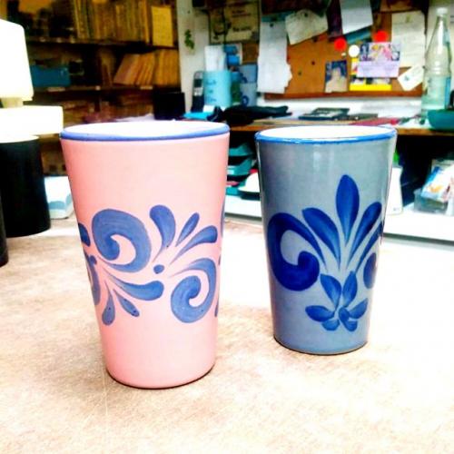 Trinkbecher-Set in rosa und blau